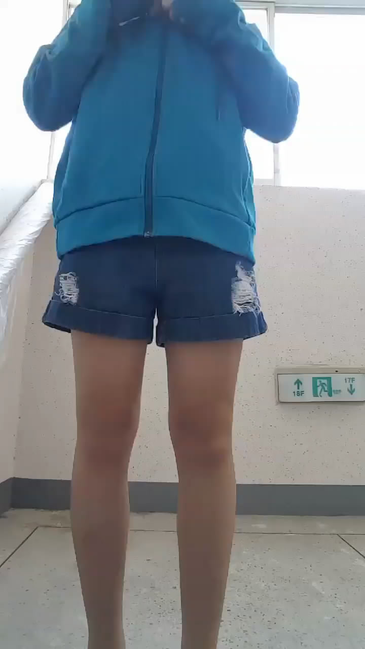 C それなら上から下まで見せてあげる