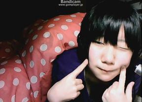 プライベート動画：可愛い子がオーガズムまでオナニー、配信時間は26分以上