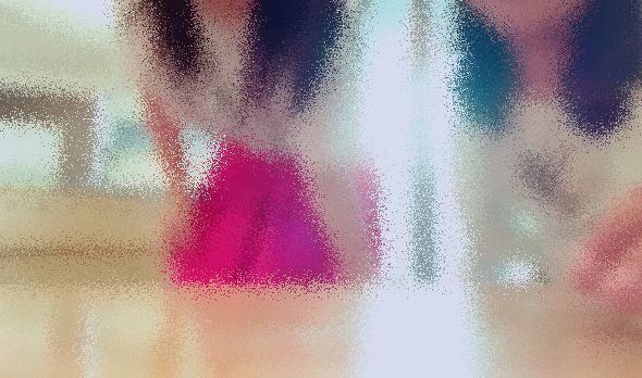 2人の美女がじゃんけんをする