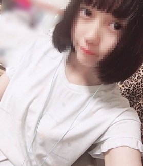 制服姿の女子高生とのビデオ通話...