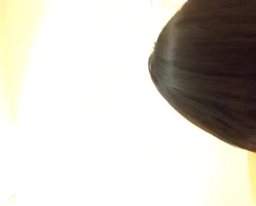 今から全裸になります