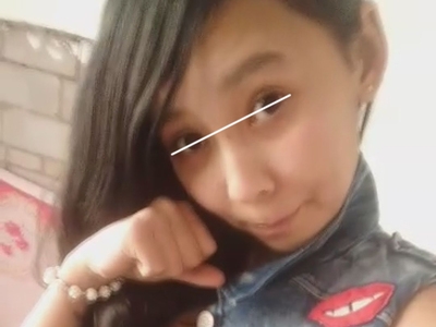 恥ずかしげもなく秘部を披露する美女。子役事務所での変態面接