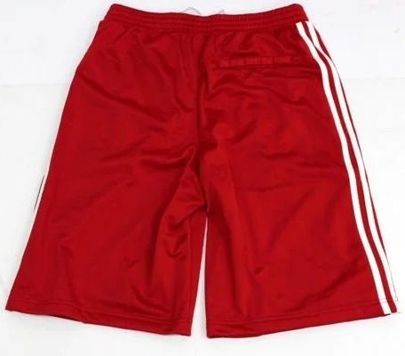 赤いジャージ姿のS