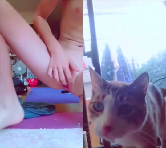 誰にも知られたくないCカップの自撮り写真