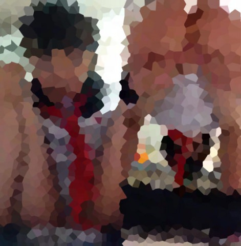 ピンクのパンティを履いたケイが、それを大きく見せてくれる