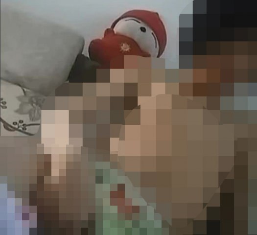 ほどよく発達した美しい胸を持つCちゃん、だんだん大胆になっていく！