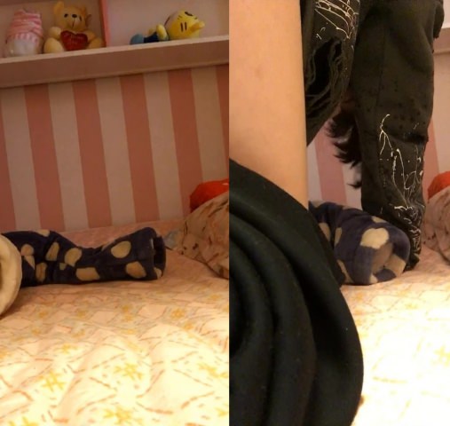 彼女が一生懸命オナニーしている動画。