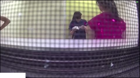 女子大の更衣室に隠しカメラを設置！