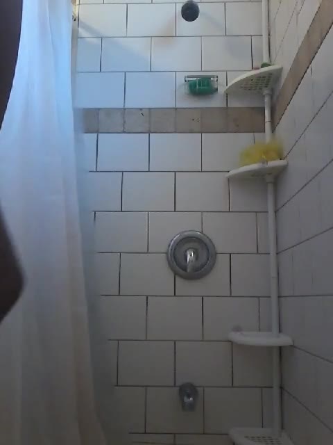 バスルームの超美人エンジ