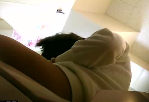 無修正：3台のカメラと数人の女子が映るトイレ（美人OLたち）