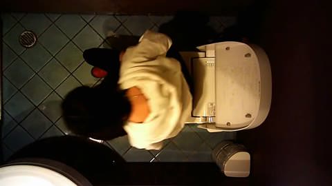 [リアル] トイレでのオナニー盗撮 ②（総集編）