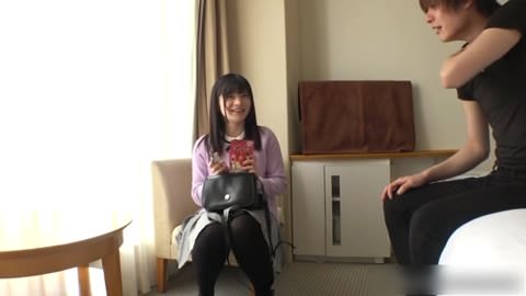 19歳、身長139cm、可愛くて芯の強い、素晴らしい女の子