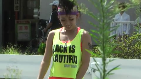 期間限定販売！全身が揺れる激しいダンス♪ 楽しすぎ！ t1-132 [高画質動画]