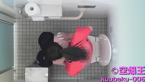 「エアストライク006」 制服、スポーツウェア、見どころ満載の6人の女の子！