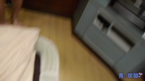 サークル娘・帰宅途中・年配の男性と出会い、喜んでフェラして精液を飲み干した・リアル