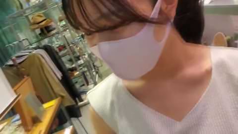 [無修正] 無垢な黒髪娘をライブで犯して中出し！