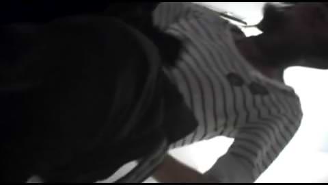 無修正。トイレでの盗撮