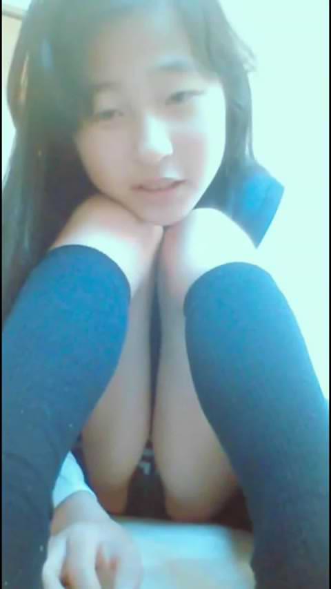 初公開！エソン「パパがすぐそばにいるのに服を着ずに着替える」