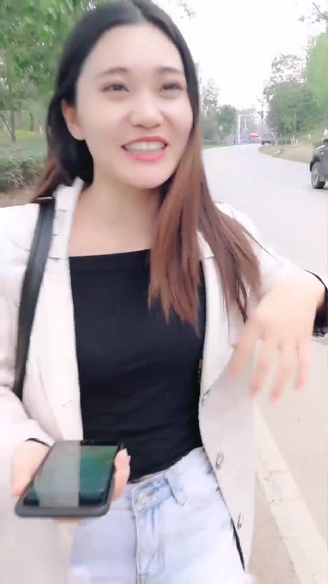 中国人美女：野外プレイ