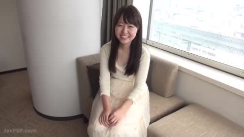 [ロリマンコ ♥️] 成長途中の少女のような体つき [個人動画、無修正]