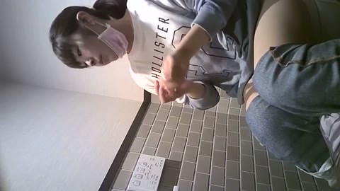 [1080p] 超レアなトイレでのオナニー隠し撮り