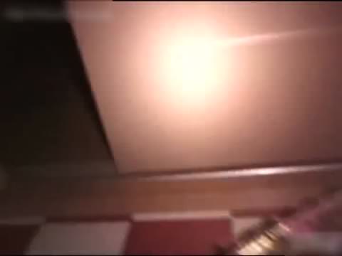 [無修正] 夜に連れ込まれ、強姦され、中出しされた少女