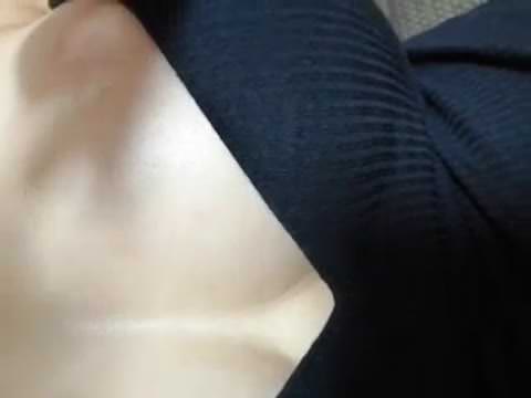 カップルの生配信：美乳の女の子