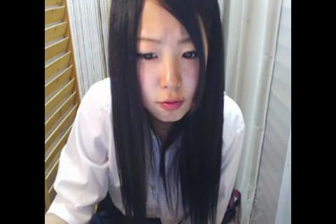 子供のような顔立ちだけど、胸は超巨大…