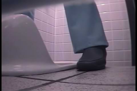 無修正動画！私の家のトイレを全部お見せします！職権乱用！マンションの管理人