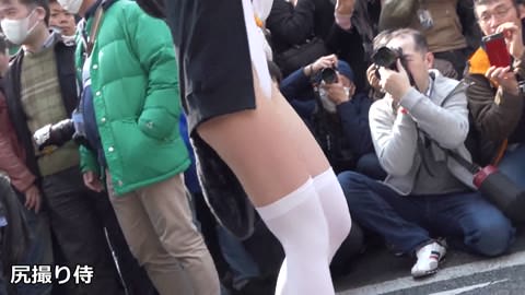 ハイネックレオタード姿のカリスマ的な女子高生が体操に参加、カメラマンたちは恍惚 NO-2