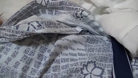 同僚を眠らせて愛撫した 37