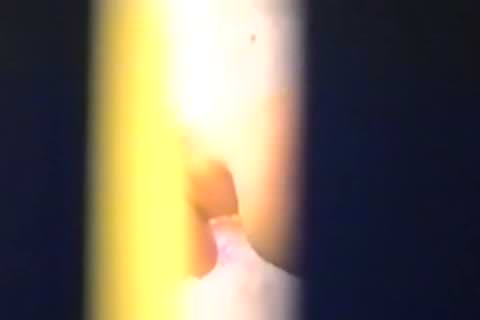 民家やアパートへの盗撮：2人の女の子の夜の入浴