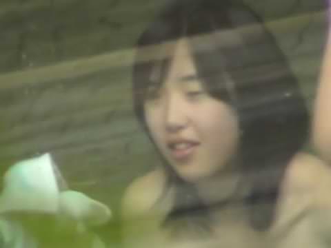 お風呂の女の子