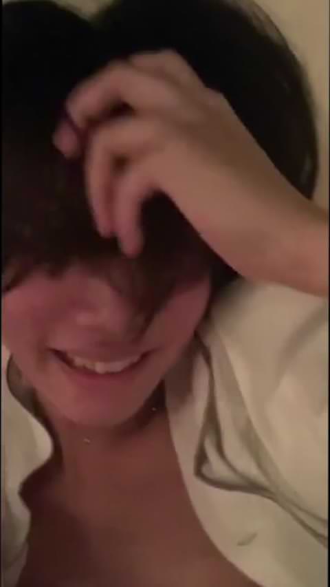 「気持ちいいよぉ…」彼女の喘ぎ声は最高で、可愛すぎてたまらない