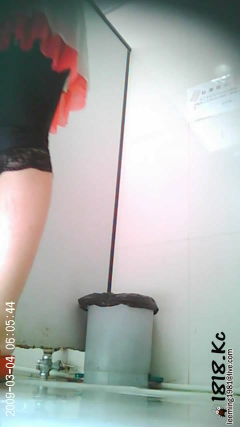 無修正：中国式！丸見え：トイレ事情 №9 — 5人参加の記録