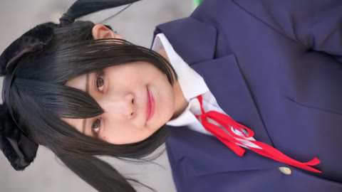 ア○ニャンのコスチュームを着た、深く咥え込む女の子