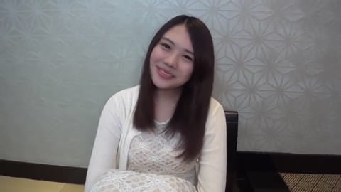 [無修正] 頬にえくぼのある、かわいい専門学校1年生