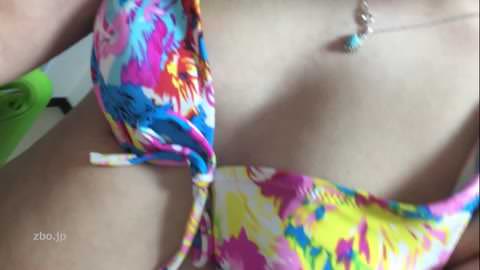 [超エロい！] ビキニ姿のアマチュア女子が彼氏に送ったオナニー自撮り動画が流出