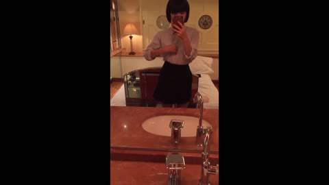 一人でホテルに来たけど [スマホK・高画質]