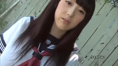 大人のおもちゃが大好きなグラマラスなモデルたち 17