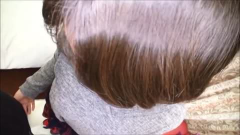 生。一見すると純真そうに見えるが、前腕の内側にタトゥーがある