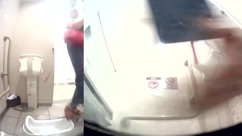 スタイルの良い女性の嘔吐