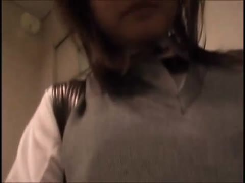 可愛くて控えめな美女とのイチャイチャ♪④ 非常階段でのセックス