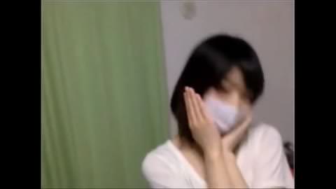 k 淫乱女：「今、あなたをフェラーリの上でイかせてあげる」