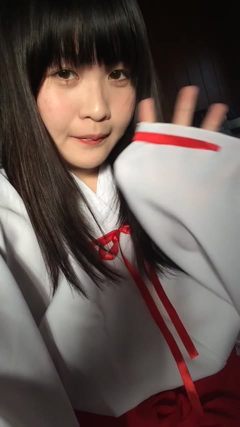 巨乳と巫女のオナニー