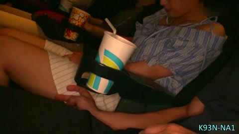 久しぶりに映画館がオープン！可愛い女子大生を盗撮！プライベート動画