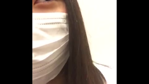 【K1】超美人の剃り上げた秘部に歯ブラシを挿入