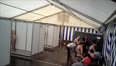 【今年はコロナで中止】’19 ドイツ「Deichbrand Festival」— 大規模フェス、シャワー室、52分