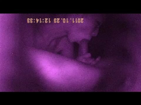 ピンク色の少女 (1)