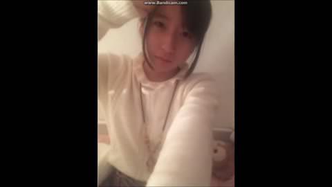 可愛い日本人女性が浴室で体を披露。マンコも見える